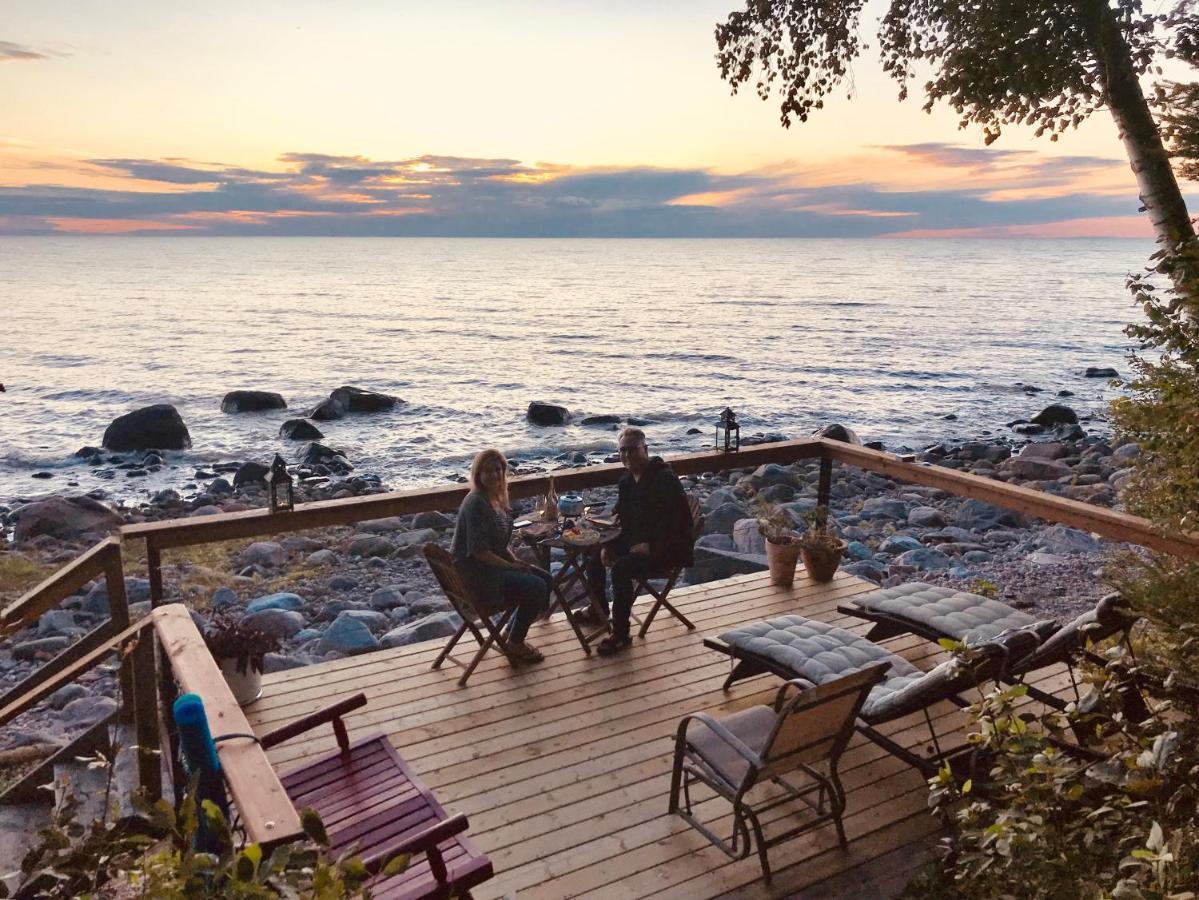 Pebble Springs Bnb Grand Beach ภายนอก รูปภาพ
